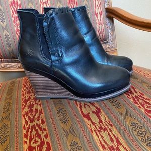 Ariat booties size 7.5B